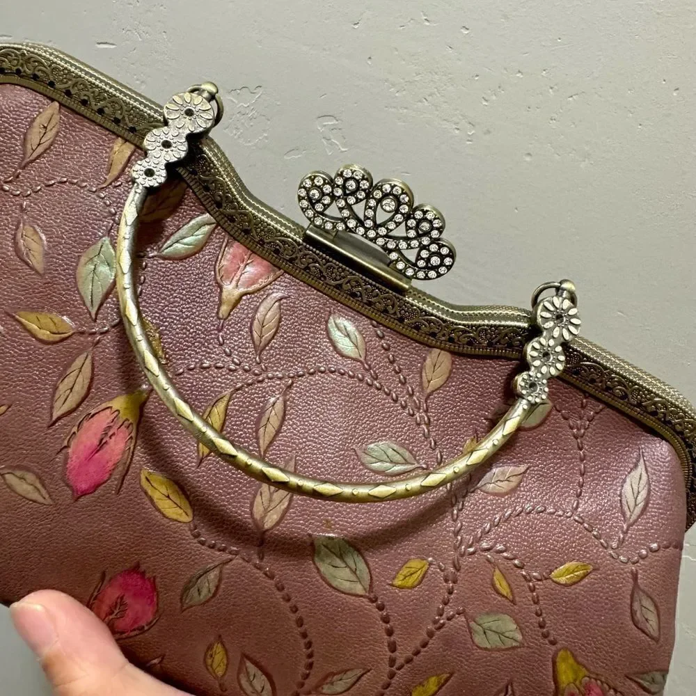 Handmade Vintage Style Genuine Embossed Cowhide Crown Shade Closure Satchel